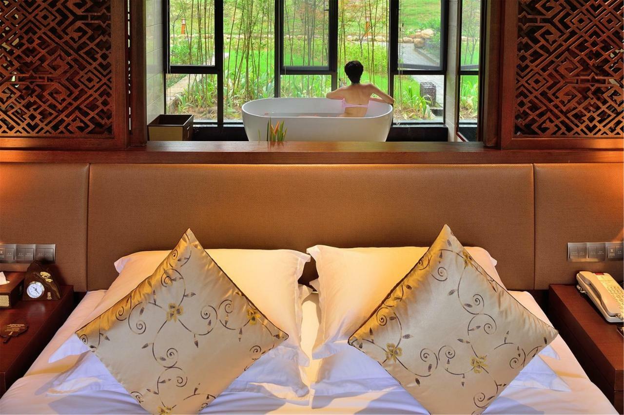 Harmona Resort & Spa Zhangjiajie Værelse billede